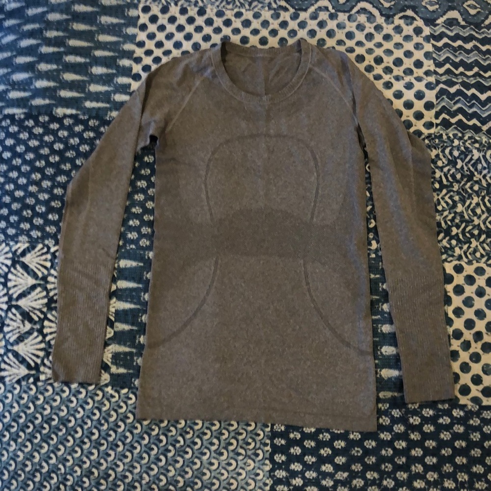 Lululemon swiftly tech long sleeve